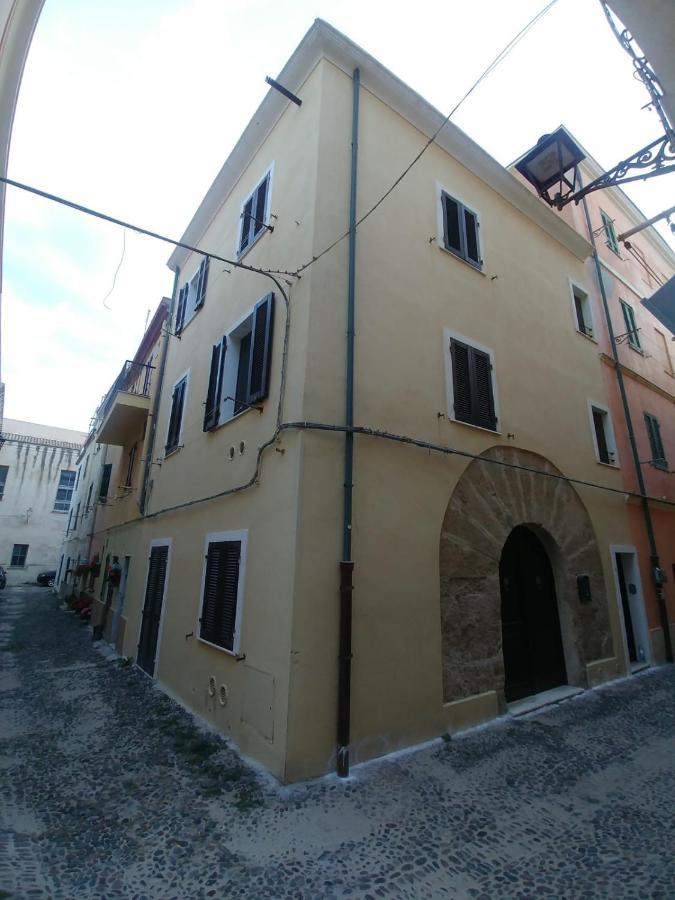 Suite "La Finestra Su Alghero" Luaran gambar
