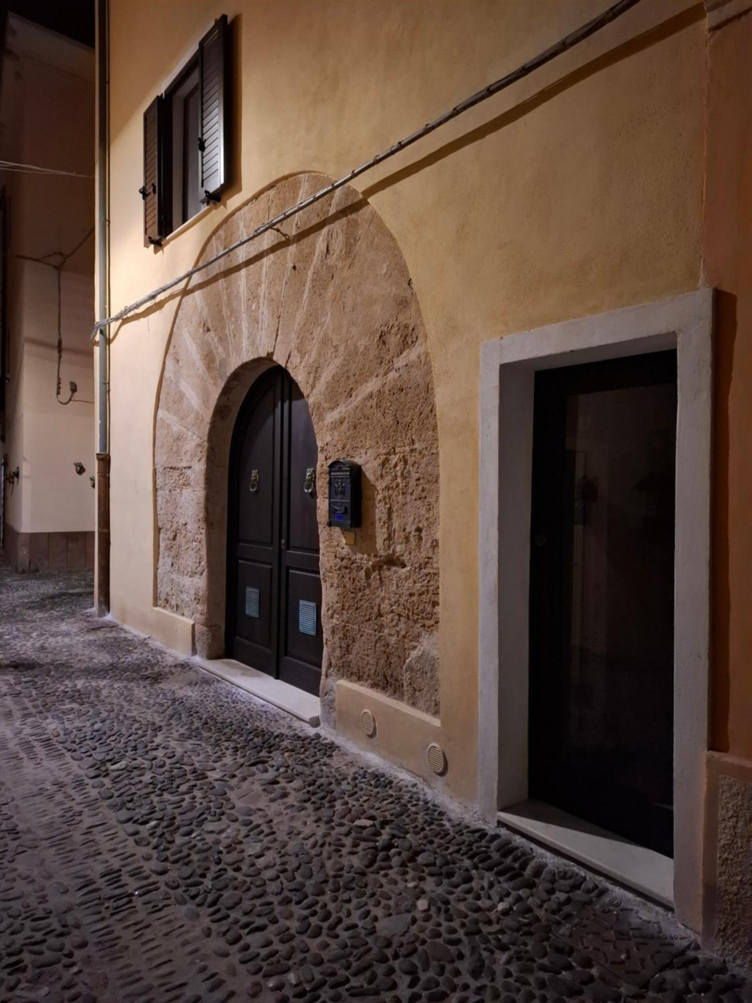 Suite "La Finestra Su Alghero" Luaran gambar