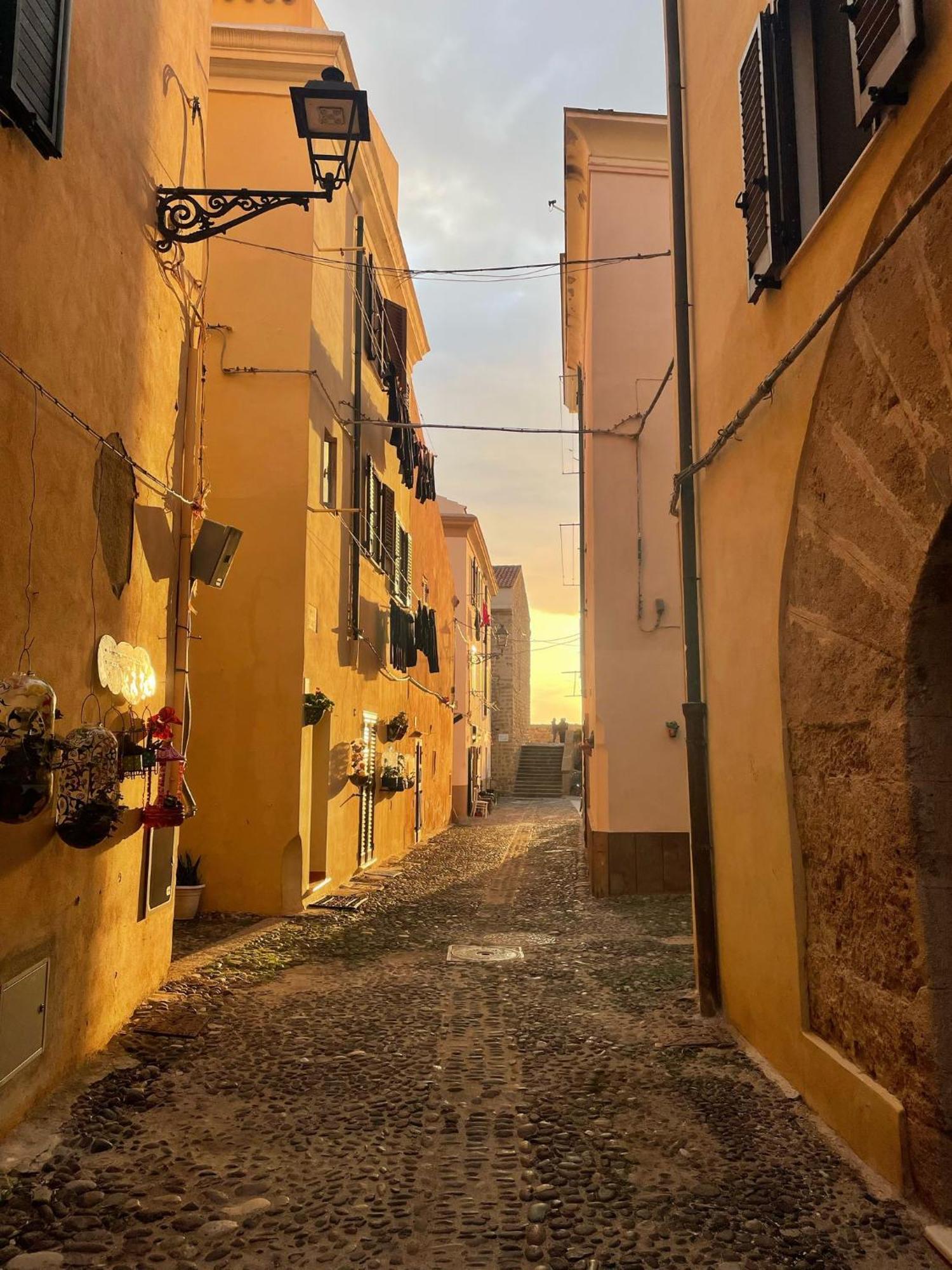 Suite "La Finestra Su Alghero" Luaran gambar